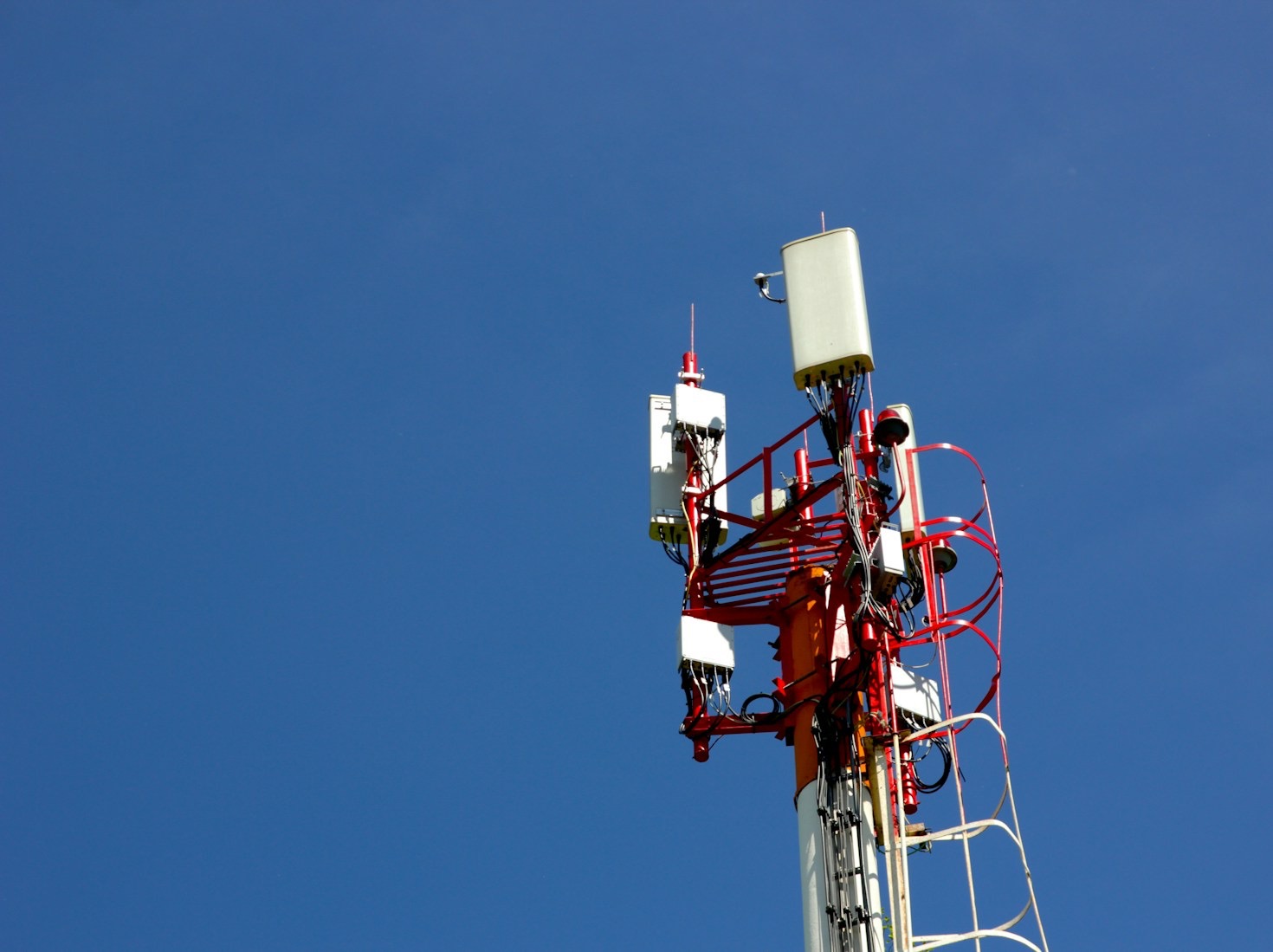Navigating Complex Technologies with Expert Abdullah Elalfy